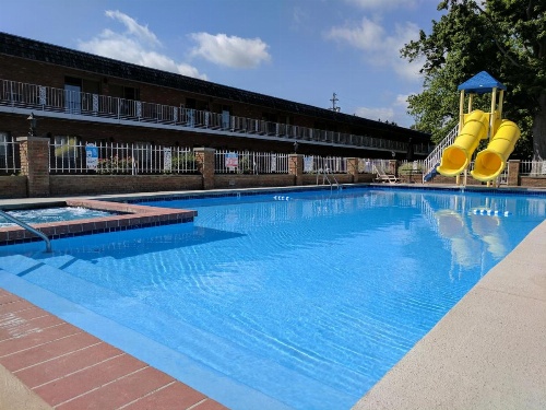 South Shore Inn image 8